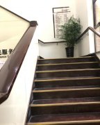 大门冲楼梯是凶多吉少吗，怎么化解？