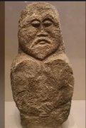 突厥女人长相容貌特征是怎么样的，古代突厥女人也能打仗吗？