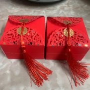 喜糖盒子里面装几样东西，一般装几颗糖？