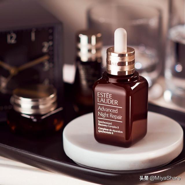 肌底精华液什么时候用(雅诗兰黛肌光精华怎么样